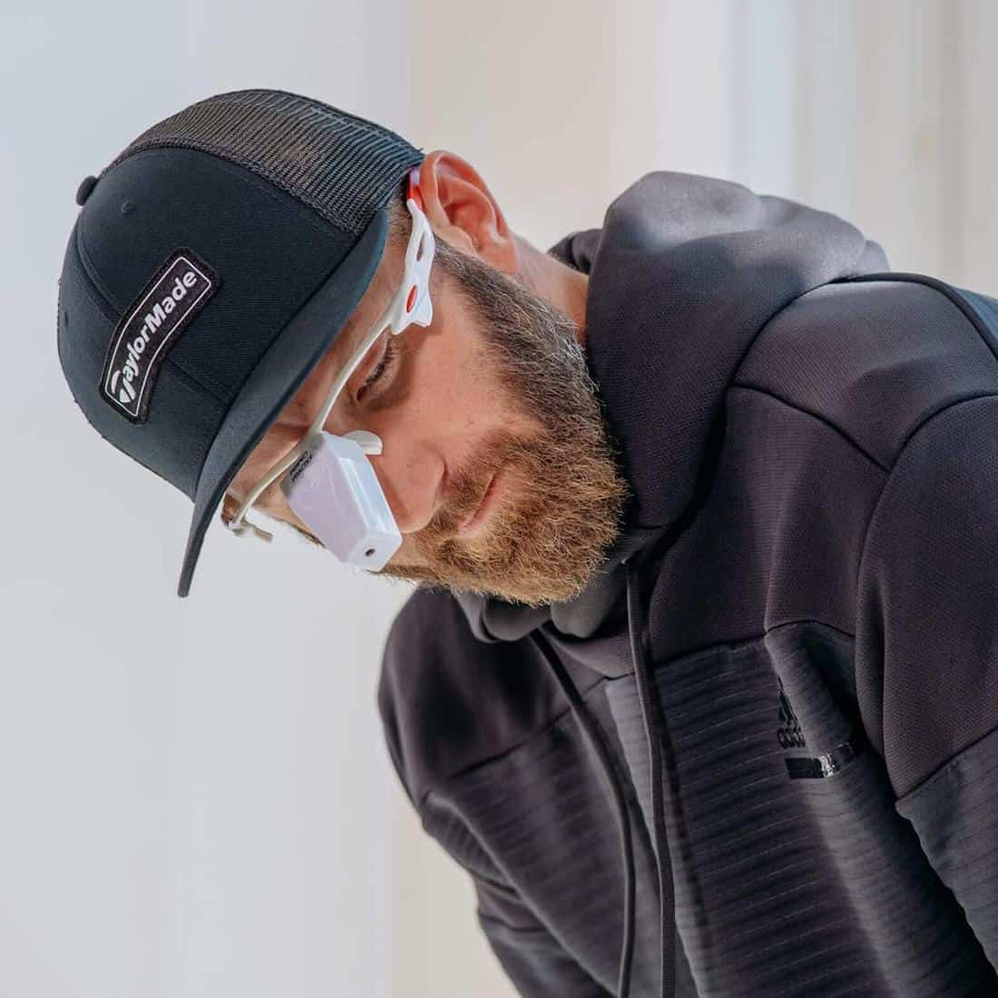 Laser-Putting-Glasses-01